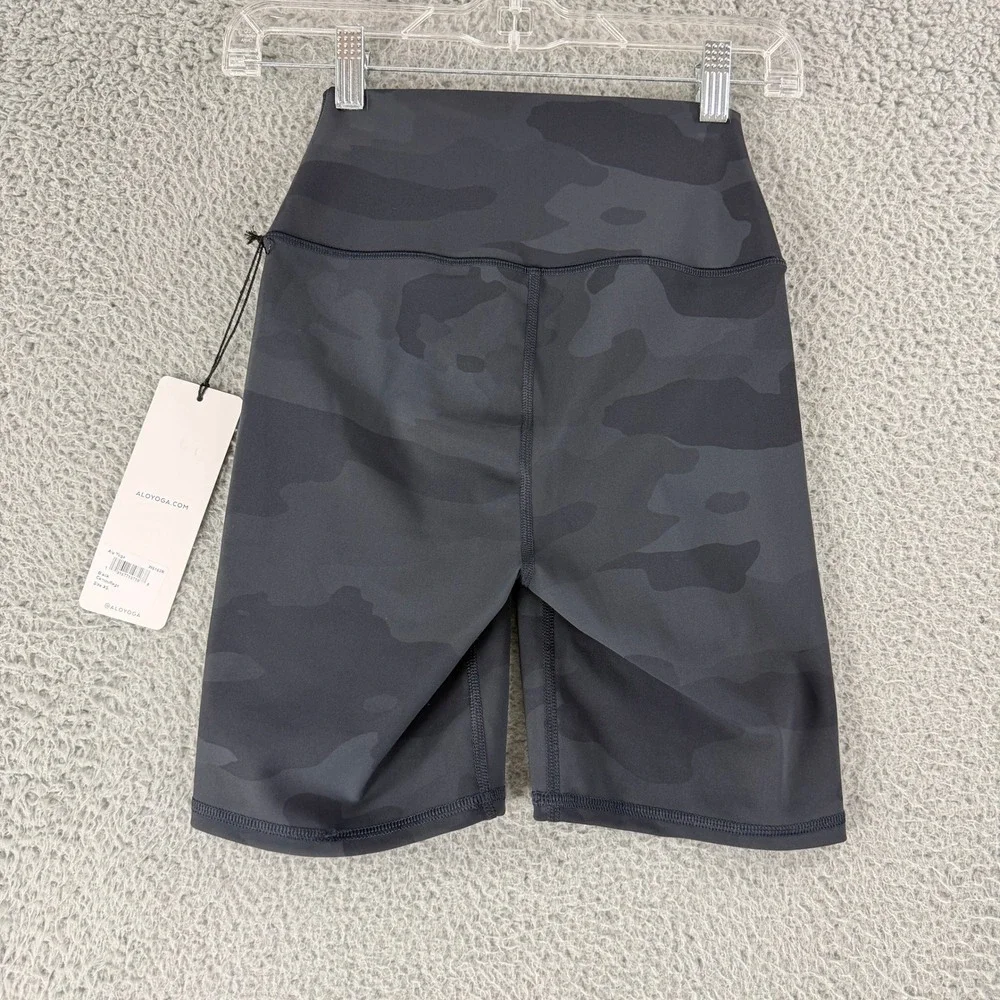 Alo Yoga Biker Shorts Womens XS‎ Black Camo High Waist Athletic W6162R Spandex